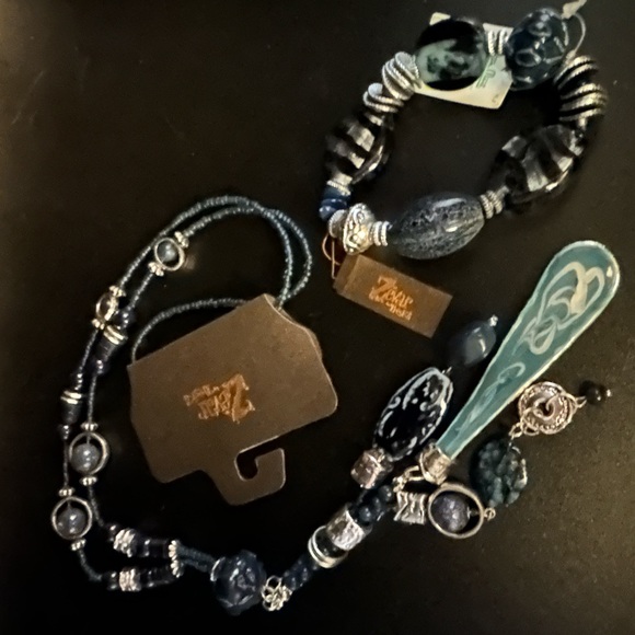 Zevar by Tresk long blue/silver necklace with matching bracelet NWT - Picture 3 of 3